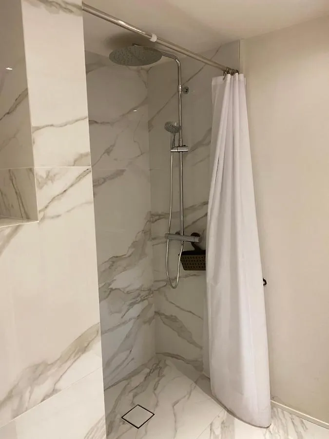 Villa Patrizia Pietrasanta 0*,  Italy
