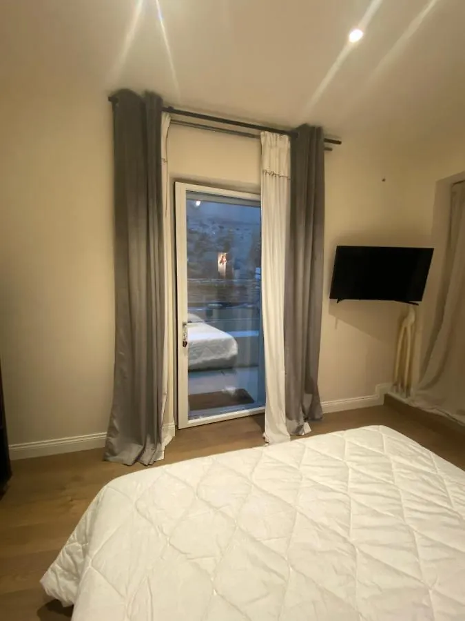 Villa Patrizia Pietrasanta 0*,